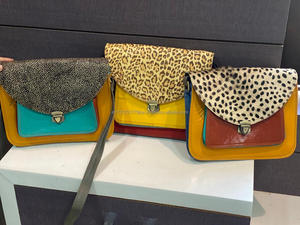 Bolso de mano de cuero auténtico para mujer, bandolera de hombro de piel reciclada multicolor - Product Image 5