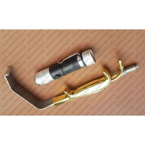 Retractor de Senos Tebbetts Grado A+ con Fuente de Luz de Succión de Fibra Óptica, 12cm x 30mm, Acero Inoxidable, para Aumento de Senos - Product Image 3