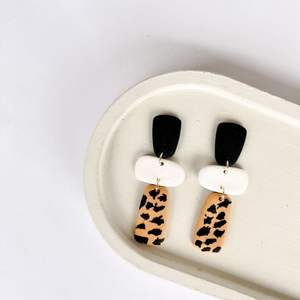 Pendientes de Resina Premium, Joyería Elegante Hecha a Mano para Fiestas, Uso Casual y Festivo, Durabilidad Prolongada - Product Image 3