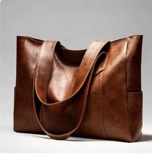 Sac à main élégant en cuir pour femmes, de qualité supérieure, à porter en bandoulière ou sur l'épaule, idéal pour le bureau, les voyages et les occasions décontractées, disponible à un prix avantageux - Product Image 1
