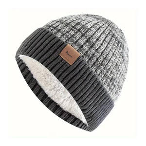 Gorro de Punto de Invierno, Gorro Cálido y Elástico, Unisex, Cómodo, Informal, para Uso Diario al Aire Libre, en Poliéster - Product Image 3