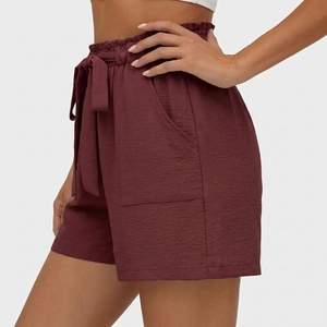 Shorts décontractés taille haute pour femmes avec ceinture élastique, poches latérales et design à nouer sur le devant – Confortables pour l'été, idéaux pour les commandes en gros - Product Image 4