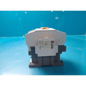 LS คอนแทคไฟฟ้า GMC(D)-85แม่เหล็กที่ใช้เป็นชิ้นส่วนอุปกรณ์เซมิคอนดักเตอร์แบบดั้งเดิม - Product Image 1