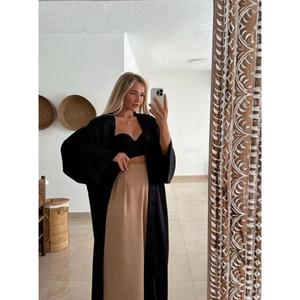 Vestido de Fiesta Hecho a Mano de Alta Calidad, Elegante, de Satén, Largo hasta el Suelo, Ecológico, Antiarrugas, con Cuello en V, Hombros Caídos, Corte Regular - Product Image 3