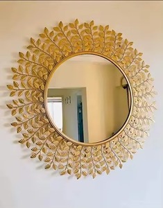 Espejo de Pared Redondo de Metal de Calidad Garantizada con Diseño de Rayos de Sol en Forma de Hoja, Adorno Decorativo Bohemio para Interiores del Hogar - Product Image 3