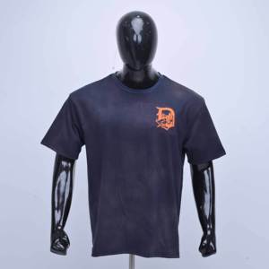 เสื้อยืดคอตตอนแขนสั้นผู้ชาย งานถักทอคุณภาพสูง ปักโลโก้แบบกำหนดเอง OEM ด้านหน้าและด้านหลังด้วยไหมเชนีล - Product Image 1