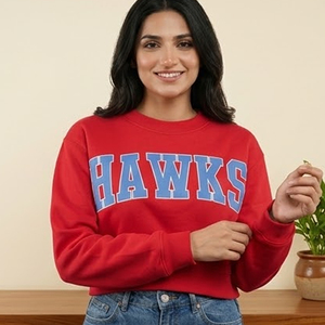 Sweat-shirt à col montant pour femme, couleur crème, avec logo brodé à carreaux, personnalisé avec l'écriture « Hawks », style grec, pour fraternité et sororité - Product Image 4