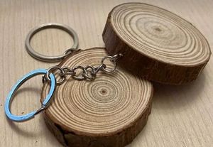 Porte-clés en bois en forme de palmier pour Halloween, design naturel et écologique - Product Image 5