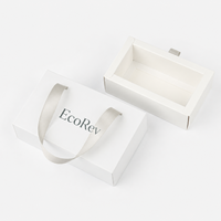 Boîte à bijoux de luxe écologique faite à la main en carton avec logo personnalisé imprimé, ruban et poignée en satin doré