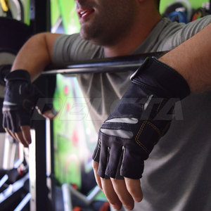 Vente flash : Gants de musculation fabriqués au Pakistan, respirants, faible MOQ, en stock - Product Image 5