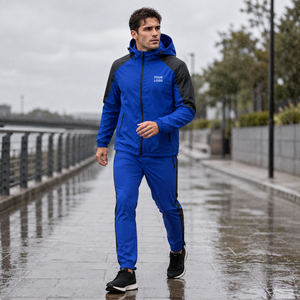 Conjunto Deportivo Personalizado de Fábrica con Logotipo Impreso, Chaqueta con Capucha Cortavientos y Pantalones Deportivos Unisex con Cintura Elástica, Material Softshell - Product Image 6