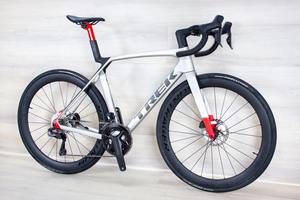 La Mejor Bicicleta de Carretera MADONE SLR 9 - Product Image 3