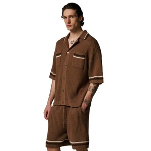 Chemise à rayures en tricot crocheté pour homme, manches courtes, boutonnée, décontractée, pour l'été, vente en gros OEM, fourniture personnalisée - Product Image 6