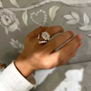 Bagues Bypass Open V Concept en Or Massif 14K 18K avec Diamant de Laboratoire Taille Ronde Sertie à Griffes, pour Empilage et Alliance de Mariage Assortie, Bijoux Fins - Product Image 6