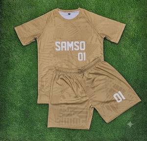 Ensemble de maillots de football pour enfants personnalisés par sublimation, uniforme de football respirant, kit d'entraînement, vêtements en gros OEM ODM - Product Image 6