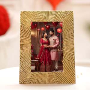 Handcrafted metal picture frame elegant design sturdy build with fine detailing perfect for displaying photos beautifully - Product Image 6