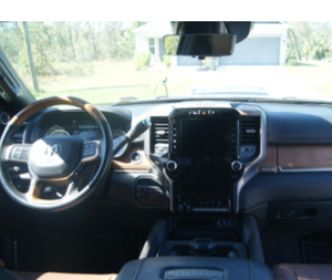 VENTA RÁPIDA Usado 2021 3500 Limited Longhorn Mega Cab 4x4 Diésel Automático, Usado en Buen Estado, Asientos de Cuero Traseros - Product Image 2