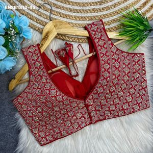 Blusa de Seda de Alta Calidad con Bordado y Lentejuelas en Patrón de Rayas, Lista para Usar y con Cuello en V, Proveedor y Exportador Mundial - Product Image 2