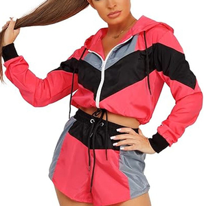 Ensemble coupe-vent court pour femme – Vêtements personnalisés pour femme – Ensemble short et veste deux pièces avec fermeture éclair en polyester – Grande taille – Coupe-vent - Product Image 1