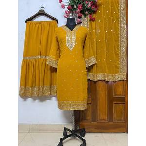 ชุดเสื้อท็อปปักลายหรูหราพร้อมกางเกงชาราร่าและผ้าคลุมไหล่สีเหลือง - Product Image 1