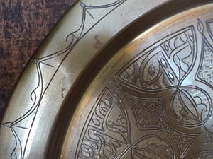 Assiette de présentation de luxe gaufrée avec bordure dorée pour mariage, banquet, hôtel, décoration de table - Product Image 5