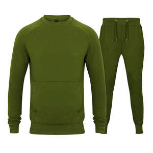 Sweat-shirt et pantalon High Street pour hommes Ensemble de sport décontracté de grande taille Motif solide Respirant et thermique pour l'hiver - Product Image 1