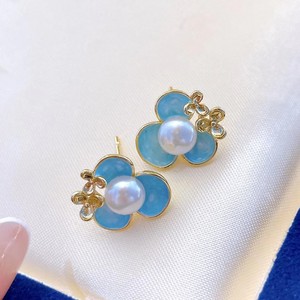 ต่างหูมุกน้ำจืดทรงคลาสสิกสีฟ้าฝรั่งเศส ขนาด 4-5 มม. รูปทรงขนมปัง - Product Image 2