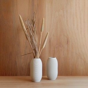 Jarrón de Porcelana Minimalista con Acabado Mate, Hecho a Mano, Moderno, Ecológico, Decoración de Mesa, 8-16 Pulgadas, Diseño Texturizado Blanco, Antideslizante - Product Image 4