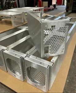 Fabricant indien de pièces métalliques estampées en acier inoxydable de petite taille de la meilleure qualité, fabrication de tôles pliées CNC perforées - Product Image 1