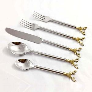 Ensemble de couverts en acier inoxydable à poignée torsadée faite à la main, ensemble de couverts de luxe, de Banquet de mariage, couverts plaqués or, argenterie - Product Image 2