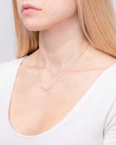 Collar con Flecos de Diamantes Cultivados en Laboratorio en Forma de Marquesa en Oro Blanco - Product Image 2