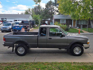 Ancien modèle très demandé, vente en gros, pick-up Ranger 1999, PRÊT À EXPÉDIER, LIVRAISON 24/7 - Product Image 2