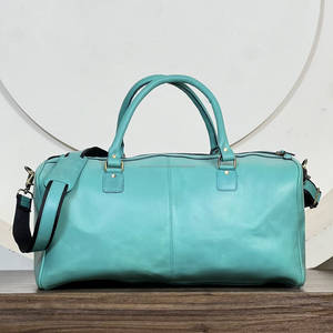Sacs de voyage en cuir de vachette fait main de haute qualité 2026, élégants avec détails floraux et conchos turquoise, sacs de week-end - Product Image 5