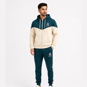 Chándal deportivo premium para hombre con tela suave, costuras duraderas y ajuste cómodo para uso activo diario. - Product Image 1