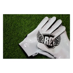 Gants de football blancs personnalisés, performance accrue, équipement sportif, accessoires d'entraînement athlétique - Product Image 2