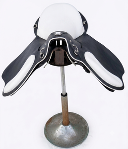 Silla de montar de cuero de 16 pulgadas para caballo, ligera, con estructura de fibra de carbono, para carreras ecuestres y equitación - Product Image 3