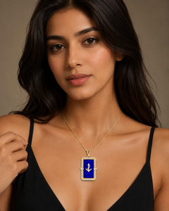 Collar con Colgante de Diamante Cultivado en Laboratorio Chapado en Oro de 14K con Motivo de Ancla de Esmalte Azul, Estilo Clásico para Uso Diario - Product Image 1