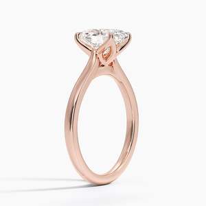Anillo de compromiso Elodie de moissanita con corte esmeralda vintage, estilo catedral, con engaste de puntas, chapado en oro de 14K, certificado GRA - Product Image 4