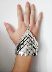 Hombreras de armadura de cadena de escamas de dragón, capas de cadena metálica, anillas metálicas, pieza para el cuello, disfraz de cosplay para festivales - Product Image 5