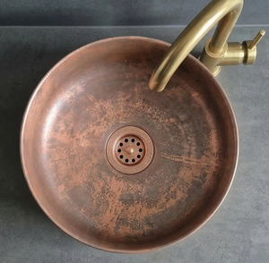 Fregadero de cocina de cobre metálico vintage hecho a mano para ideas de decoración del hogar, con artesanía metálica duradera, ideal para interiores de lujo. - Product Image 5