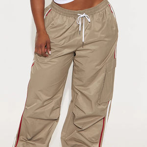 Pantalones cargo para mujer al por mayor, pantalones cargo de cintura baja con cordón, pantalones deportivos holgados para mujer, pantalones cortavientos de nailon, pantalones tipo paracaídas OEM - Product Image 4