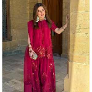 Beau costume de fête pour femmes avec haut bas Dupatta - Product Image 5