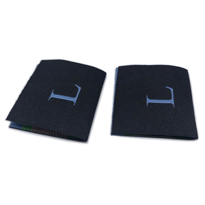 Etiquetas Tejidas Personalizadas con Logotipo y Nombre, Plegables al Centro, para Camisetas, con Calidad Premium - Product Image 4