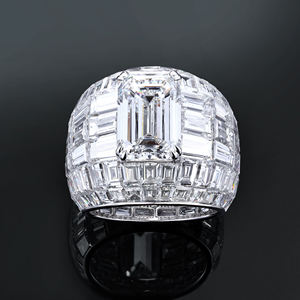 AMBER JEWELS Anillo de cóctel de platino y oro macizo de 14K con circonita de corte radiante engastada en punta, joyería fina unisex geométrica y moderna - Product Image 3