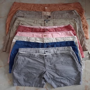 Shorts cargo et pantalons 2/3 pour hommes, 6, 5 et 4 poches, lot de surplus de tailles XXS et 2XL, vêtements techniques unis, grossiste - Product Image 1