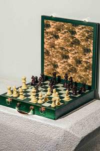 Jeu d'échecs, décoration de plateau d'échecs moderne, jeu de société avec plateau en marbre, jeu d'échecs design, plateau d'échecs élégant, plateau d'échecs avec incrustations en laiton - Product Image 2