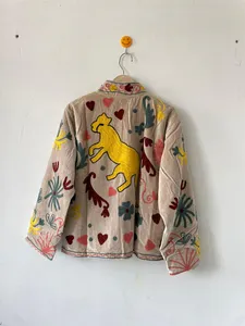 Veste courte en velours beige vintage pour femme, brodée à la main avec des motifs floraux, style kimono, col mandarin, blazer chaud pour l'hiver - Product Image 2