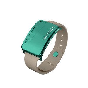 Pulsera con Rastreador GPS Wi-Fi 4G/5G SKOEGLE para Niños y Ancianos, Botón SOS, Batería Recargable, Rastreo en Tiempo Real, Navegación GPS - Product Image 1