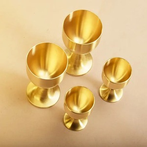 ชุดแก้วไวน์โลหะสีเงินทันสมัย ดีไซน์สวยงาม - Product Image 3