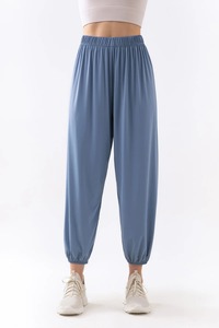 Pantalones Deportivos de Algodón para Mujer, Resistentes al Viento, Elásticos, de Secado Rápido, Tallas Grandes, Impresión de Logotipo Personalizado, Ropa Deportiva Informal al por Mayor - Product Image 4